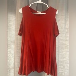 5/$20 womens size xl shirt
